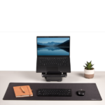 ⁦משטח דוחה נוזלים Breyta™ Desk Mat⁩ – תמונה ⁦7⁩